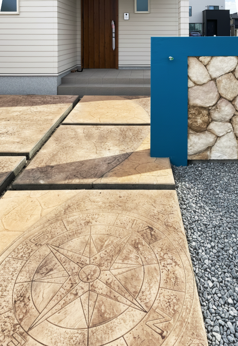 まるでテーマパーク！玄関を飾るアプローチの床面